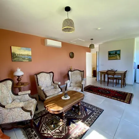 Apartamento Havre De Paix Avec Terrasse Vue Oliviers