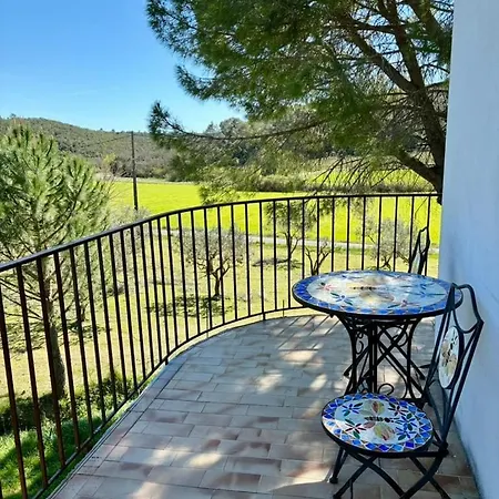Apartamento Havre De Paix Avec Terrasse Vue Oliviers Saint-Just-et-Vacquières